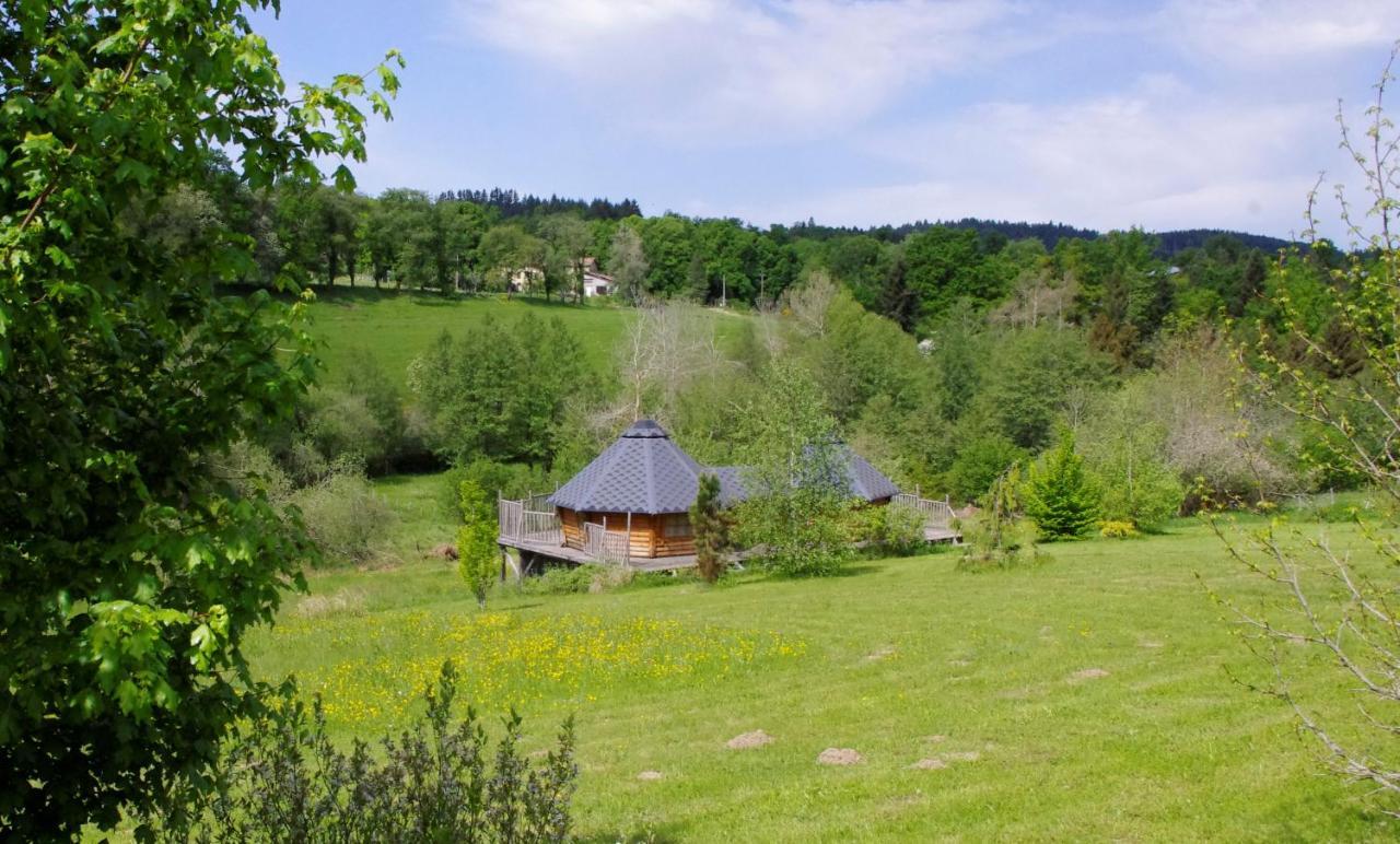 Les Roulottes Et Cabanes Du Livradois Cunlhat Exterior foto